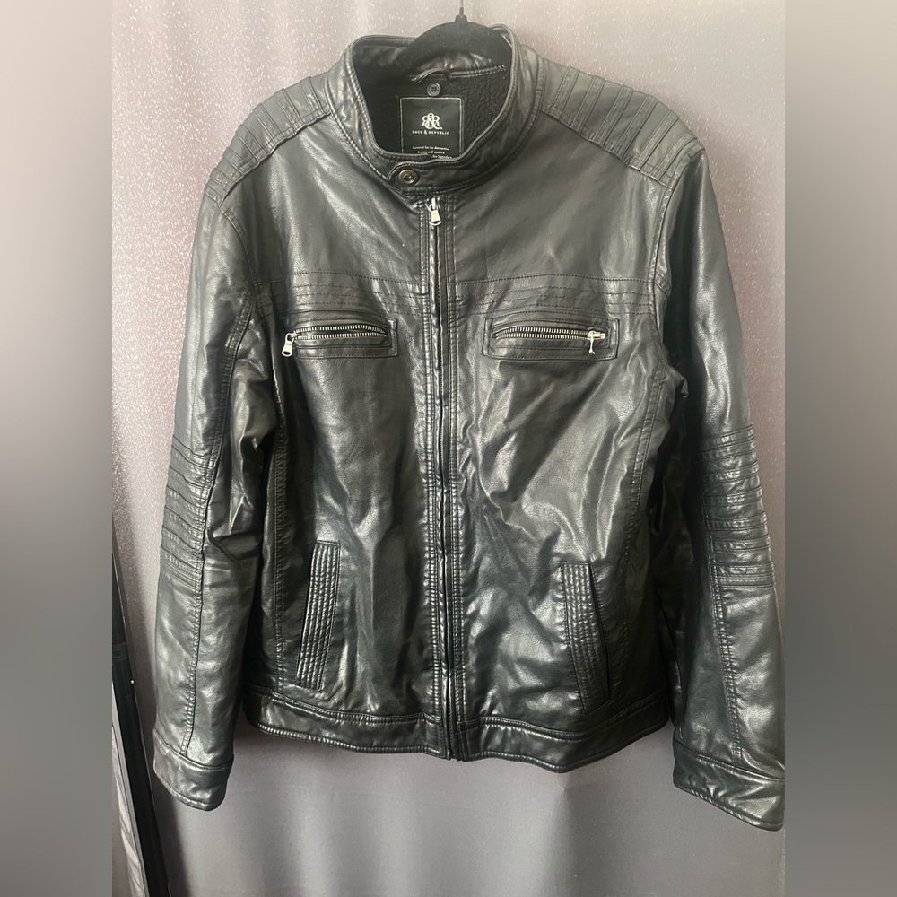 Rock & Republic Men's Black Faux Leather Jacket L